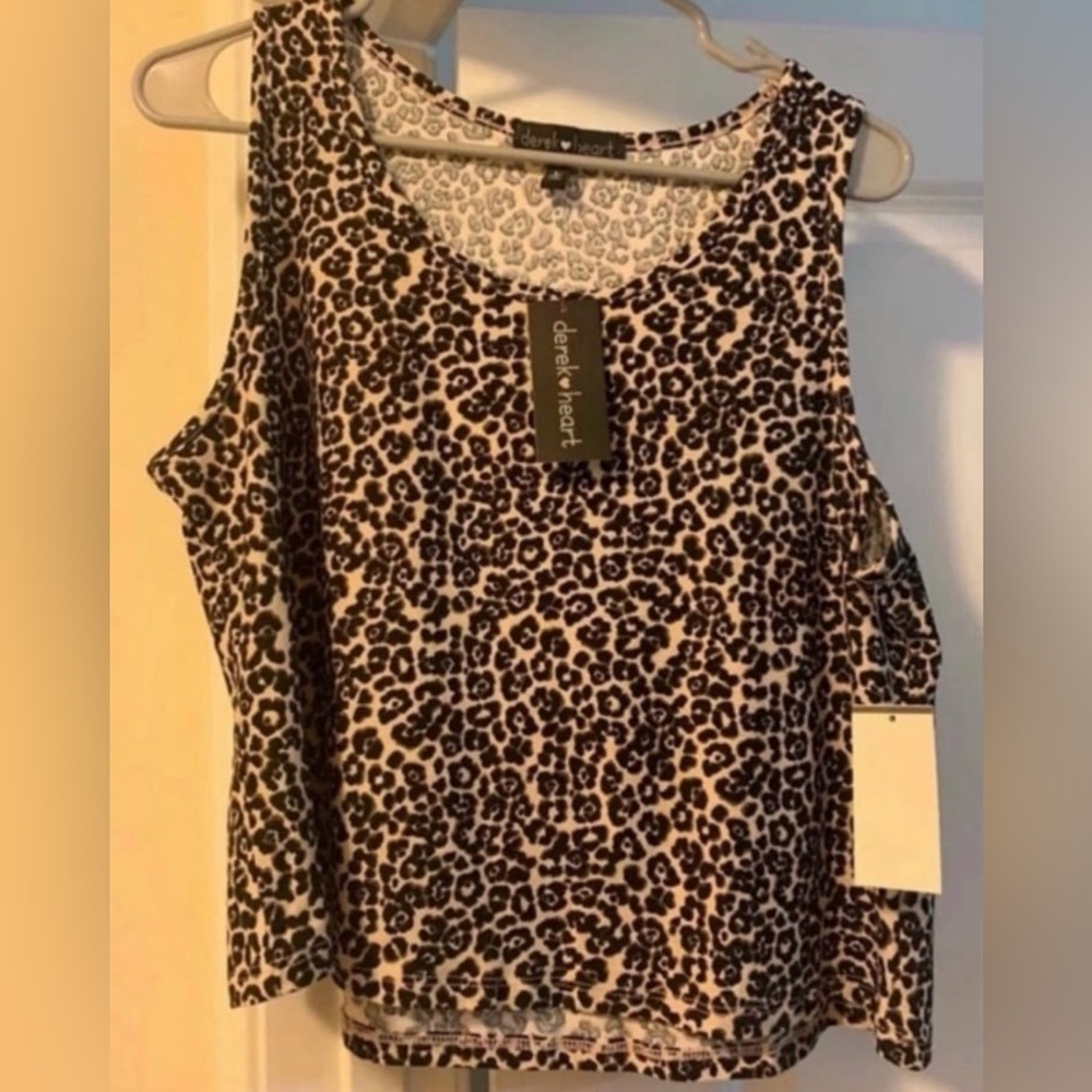 Derek Heart pajamas set Leopard Animal Print Large Juniors